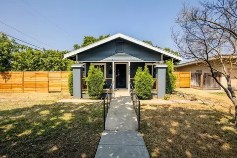 3005 N Adoline Ave, Fresno, CA 93705
