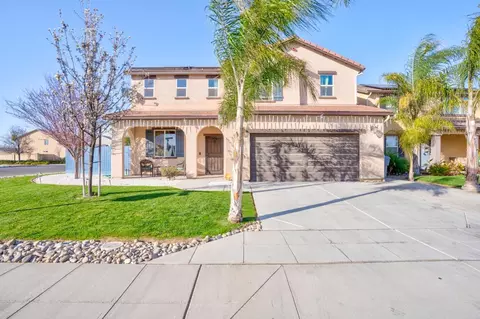 1341 Paseo Del Mar Pkwy, Madera, CA 93638