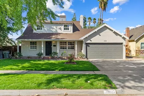 2329 E Fairmont Ave, Fresno, CA 93726