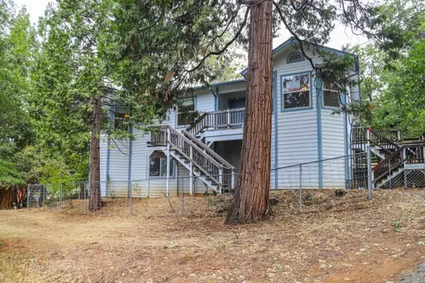 60135 Cascadel Dr N, North Fork, CA 93643