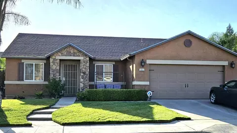 3321 N Mccaffrey Ave, Fresno, CA 93722