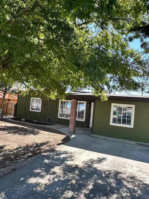 224 E San Mateo St, Avenal, CA 93204
