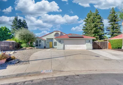 1955 Celeste Ave, Clovis, CA 93611