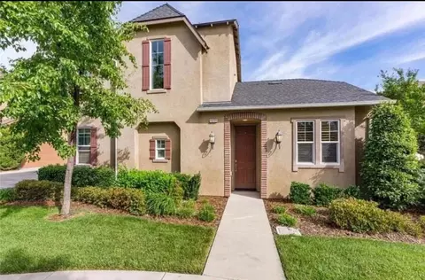 4059 Harlan Ranch Blvd, Clovis, CA 93619 photo 1