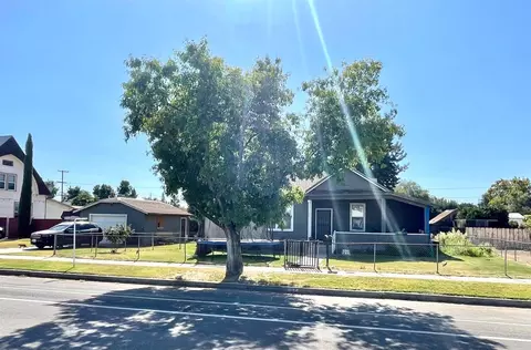 917 J St, Reedley, CA 93654