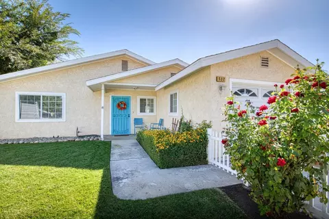 532 E Fountain Way, Fresno, CA 93704
