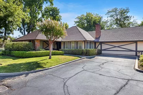 5054 N Forkner Ave, Fresno, CA 93711