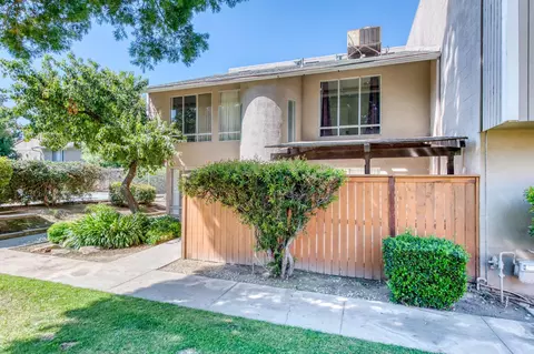 6654 N 3rd St, Fresno, CA 93710