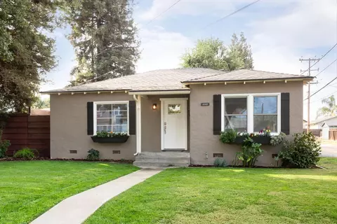 2040 Plumas St, Kingsburg, CA 93631