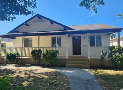 812 Kings Ave, Chowchilla, CA 93610