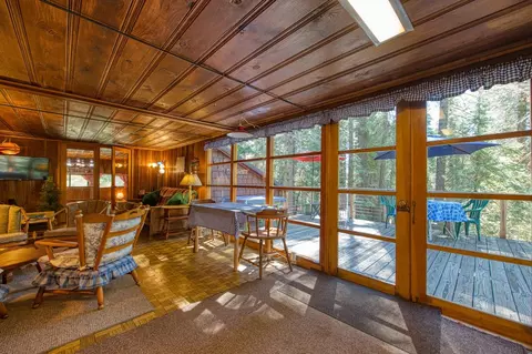 60930 Tanager Ln #40, Huntington Lake, CA 93634