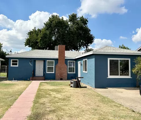 2867 E St, Selma, CA 93662