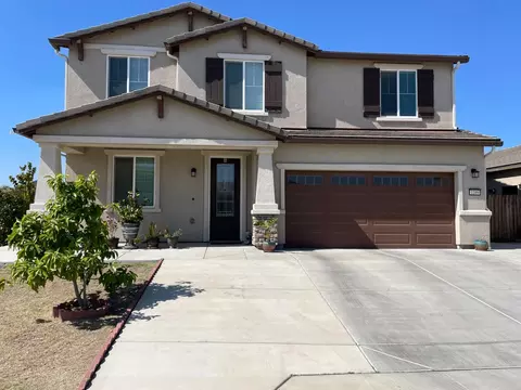 1209 S Apricot Ave, Fresno, CA 93727