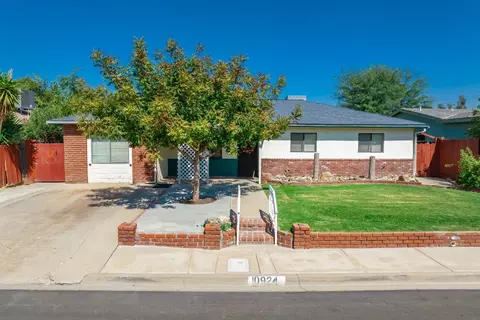 10924 Malta St, Hanford, CA 93230