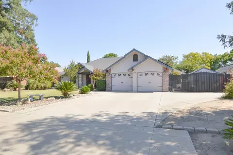 2659 Burl Ave, Clovis, CA 93611