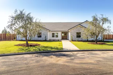 35264 Mustang Lane Ln, Madera, CA 93636