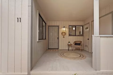 250 Forest Rdg #11, Out Of Area, CA 94940