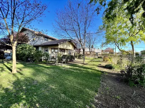 7039 N San Pablo Ave, Fresno, CA 93650