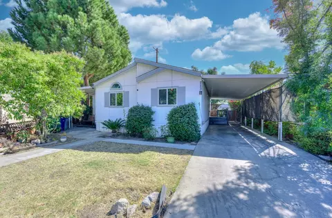 2575 S Willow Ave #223, Fresno, CA 93725
