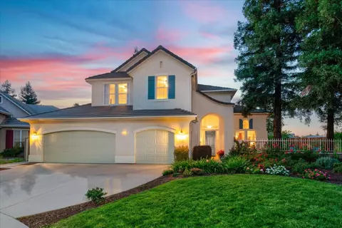 2629 Richert Ave, Clovis, CA 93611