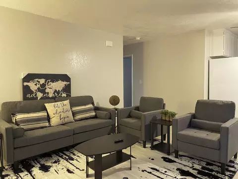 121 W Alluvial Ave #101, Fresno, CA 93650
