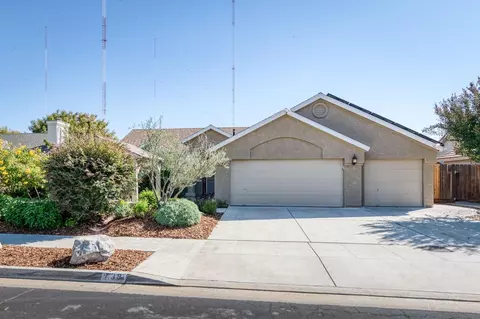 739 N Fordham Ave, Clovis, CA 93611