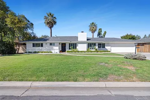 1427 E Austin Way, Fresno, CA 93704