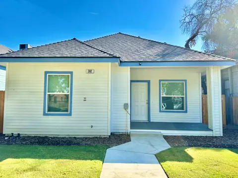 382 N Effie St, Fresno, CA 93701