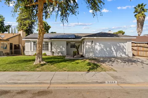 5186 W Indianapolis Ave, Fresno, CA 93722