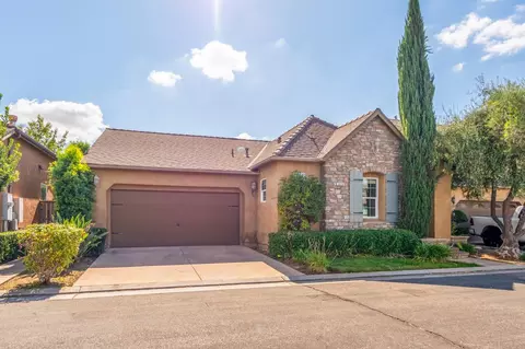 3654 Trenton Ln, Clovis, CA 93619