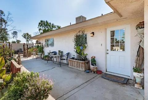 16210 Monreal Rd, Madera, CA 93636