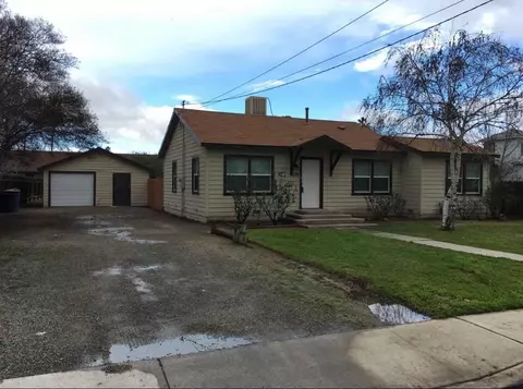 278 N Villa Ave, Dinuba, CA 93618