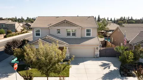 6305 W Elowin Ave, Visalia, CA 93291