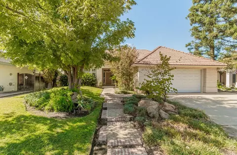 9327 N Shannon Ave, Fresno, CA 93720