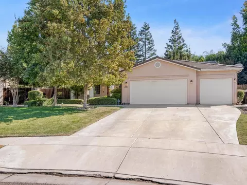 2100 N Cottonwood, Visalia, CA 93291