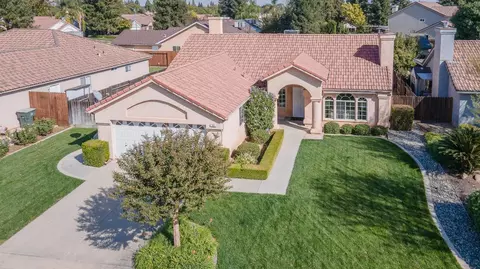 767 N Miami Ave, Clovis, CA 93611