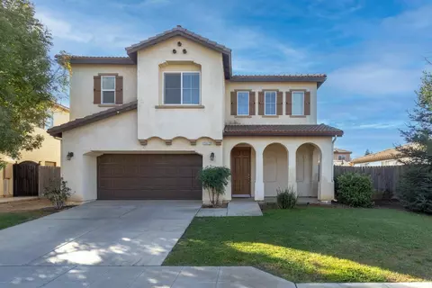 7417 E Garland Ave, Fresno, CA 93737