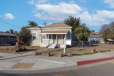 822 S Trinity St, Fresno, CA 93706