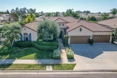 2788 Quincy Ave, Clovis, CA 93619