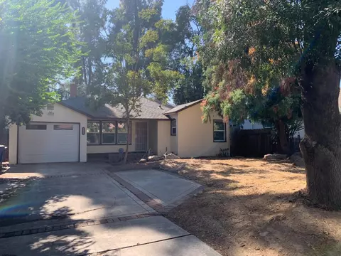 520 E Garland Ave, Fresno, CA 93704
