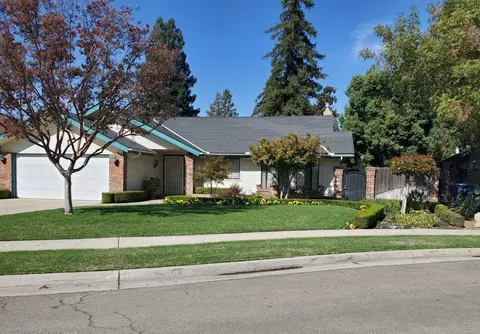 1126 W Paul Ave, Fresno, CA 93711