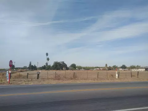 23101 Ave 14, Madera, CA 93637