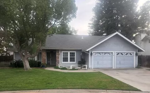 3748 W Palo Alto Ave, Fresno, CA 93711