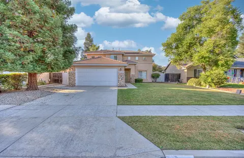 5812 W Magill Ave, Fresno, CA 93722