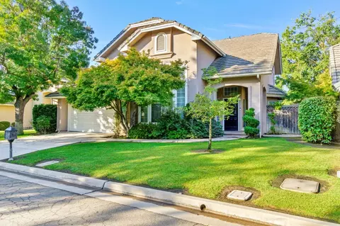 9289 N Bayford St, Fresno, CA 93720