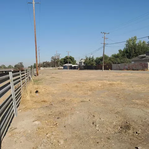 1325 Monterey St, Fresno, CA 93706