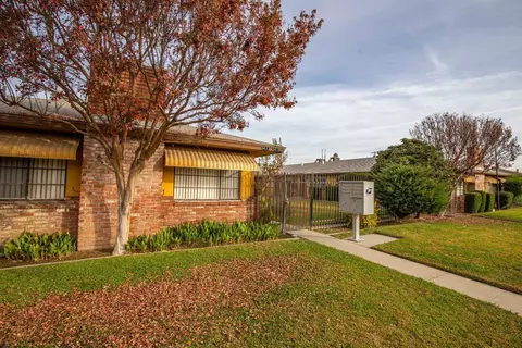 3413 E Clinton Ave, Fresno, CA 93703