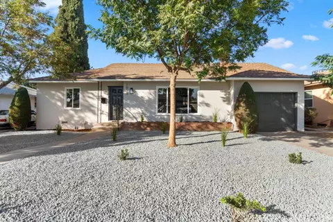 1018 W Yale Ave, Fresno, CA 93705