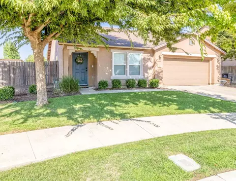 331 S Sol Ct, Visalia, CA 93292