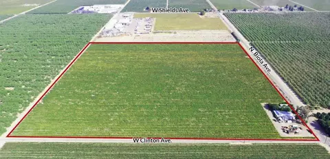 2525 N Biola Ave, Kerman, CA 93630